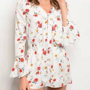 Women’s Romper. Ivory floral.  NWT.